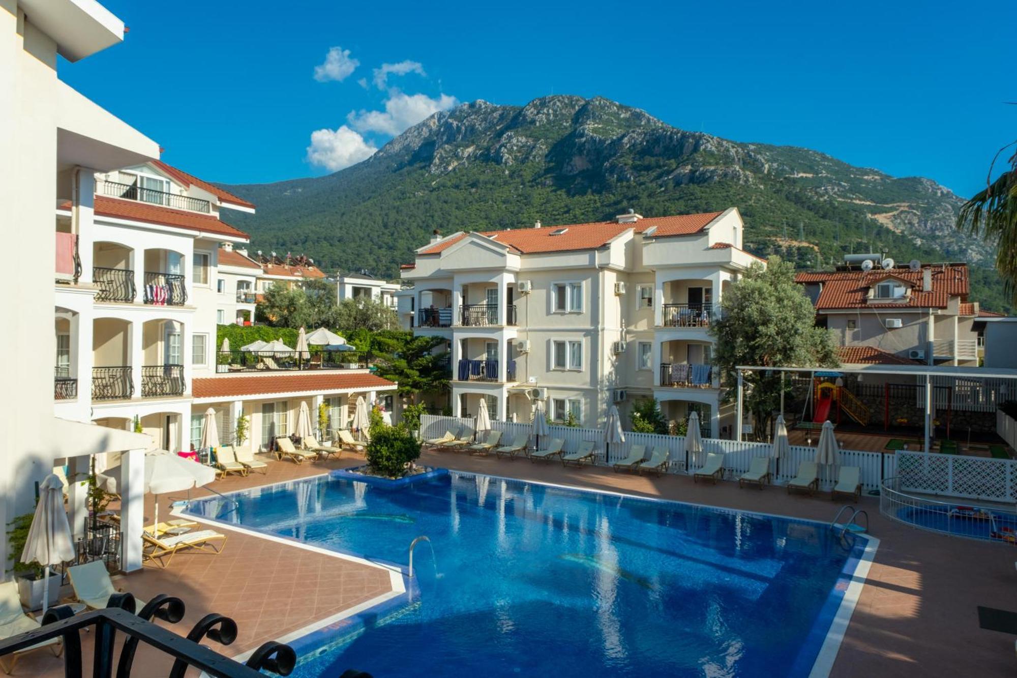Sea Breeze Hotel And Apartments Oludeniz Exterior photo