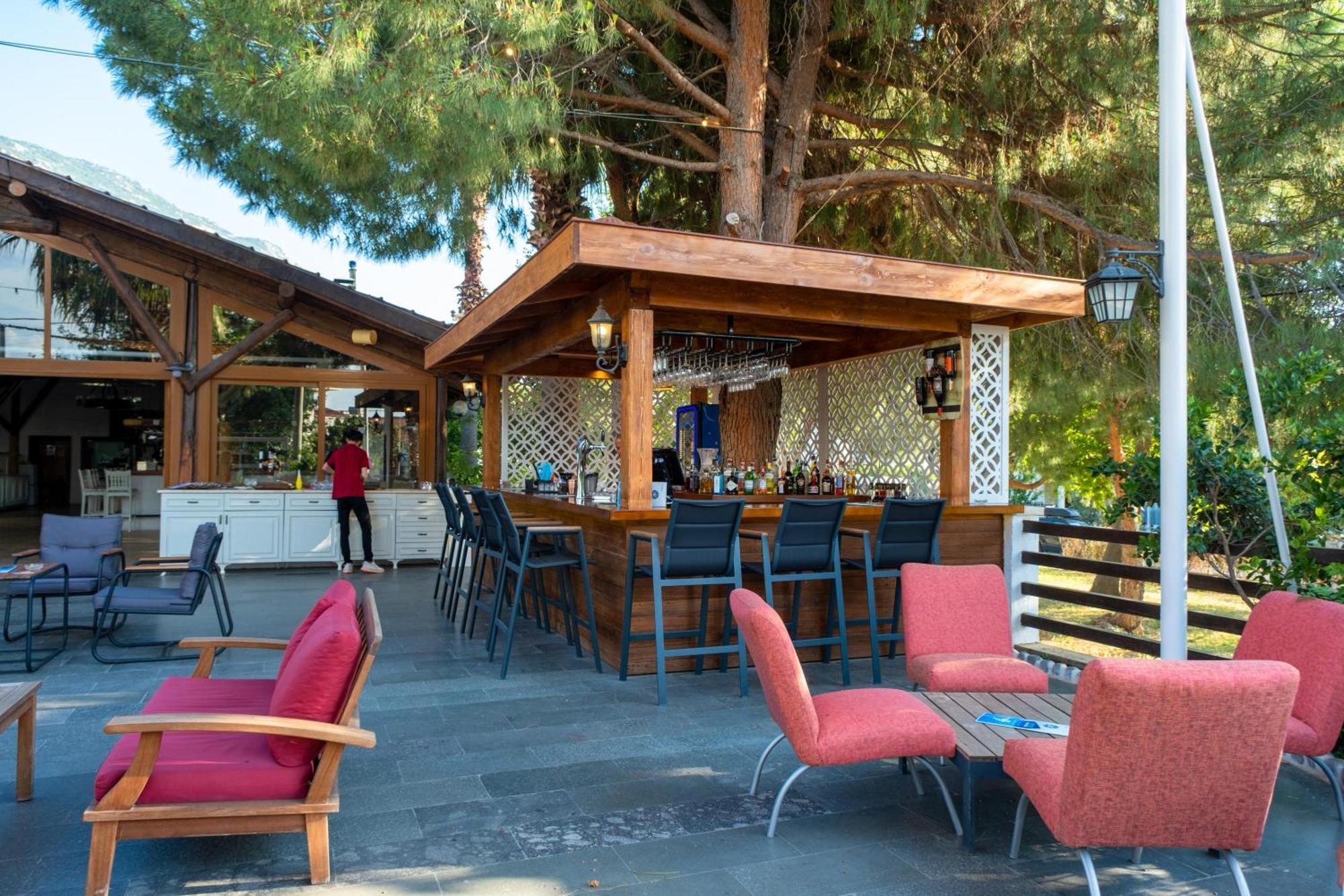 Sea Breeze Hotel And Apartments Oludeniz Exterior photo